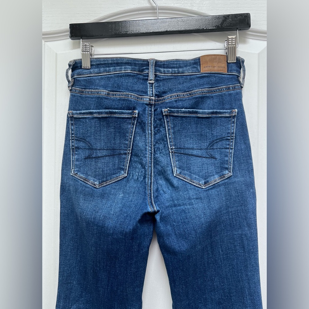 American Eagle Outfitters Next Level Stretch Women's Dark Blue Flared Jeans SZ 2 - Picture 8 of 14